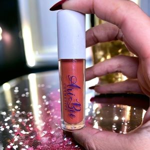 Ari bee cosmetics